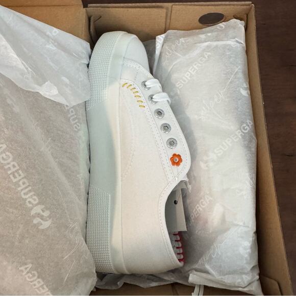 NEW Superga Happy Logo Womens White Sneakers. Colorful Embroidery Canvas 7.5 - Picture 10 of 11